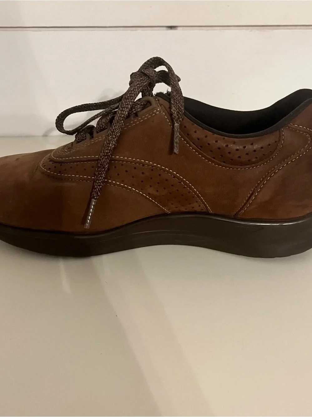 SAS Walk Easy Women’s 7.5W Brown Leather Comfort Walking Shoes